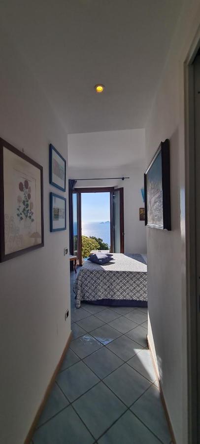 Guest House Villa Il Gabbiano Ponza Exterior foto