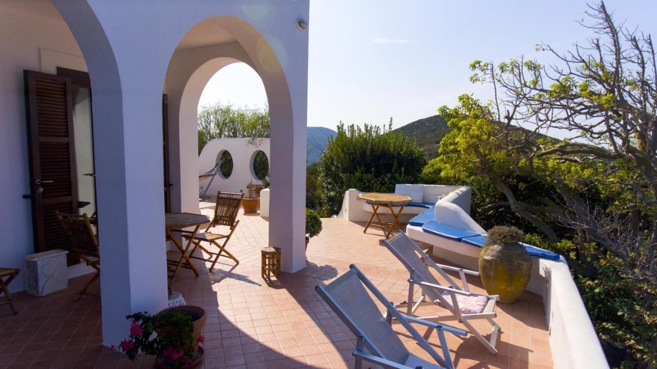 Guest House Villa Il Gabbiano Ponza Exterior foto